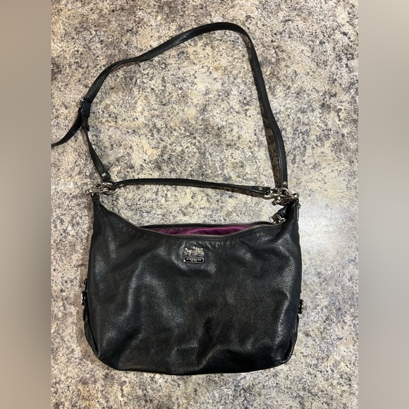 Coach shoulder purse - Picture 1 of 6
